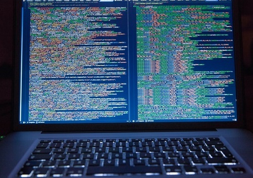How Senior Citizens Can Avoid a Computer Virus SCAM!