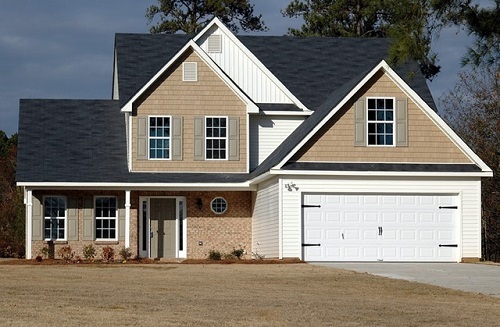 Cleaning the Outdoors: Organizing Your Neglected Garage