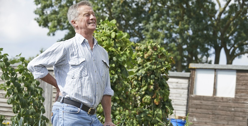 How Seniors can Minimize the Risk of a Repetitive Stress Injury - Watch Video
