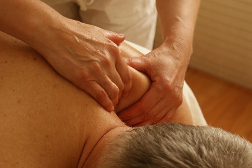 Four Common Causes of Muscle Pain in Seniors