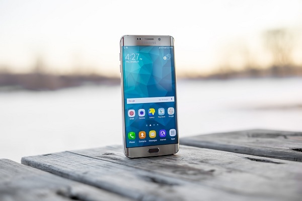9 Best Apps for Seniors 2017