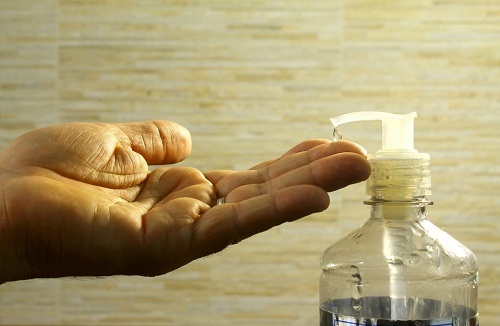 Five Simple Skin Care Tips for Senior Citizens