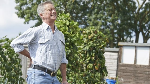 How Seniors can Minimize the Risk of a Repetitive Stress Injury - Watch Video