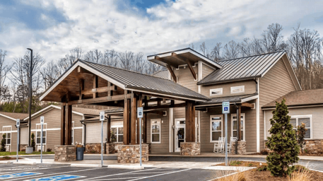 Pinnacle Assisted Living